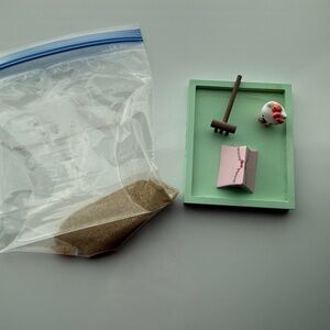 Sanrio Hello Kitty Camping Mini Sand Garden